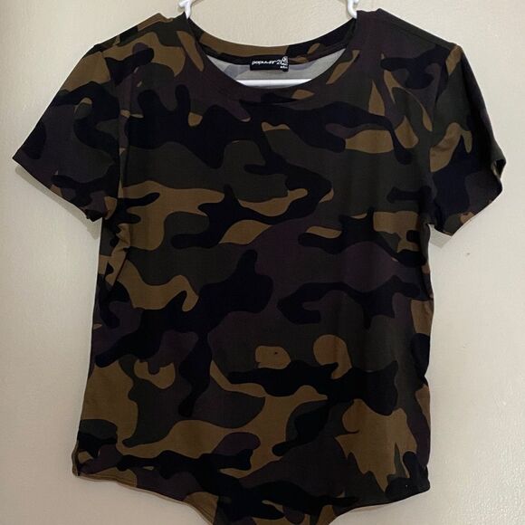Boohoo Tops - Army / Camo body suit, Size XL